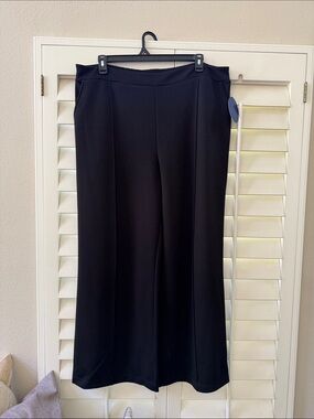 Scuba Black Wide-Leg Pull-On Pants